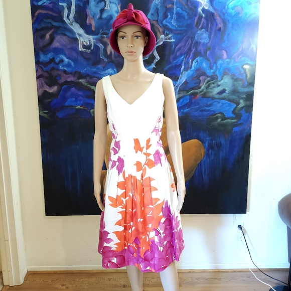 Colorful sleeveless pleated dress - Picture 4 of 13